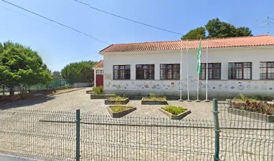 Escola Básica de Caceira