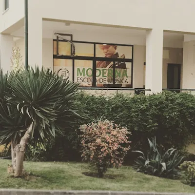 Moderna - Academia de Música