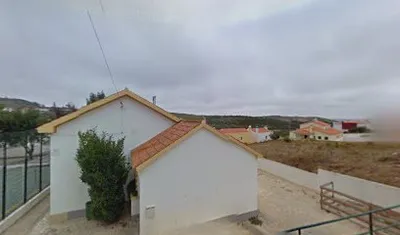 Escola Primária de Chãos